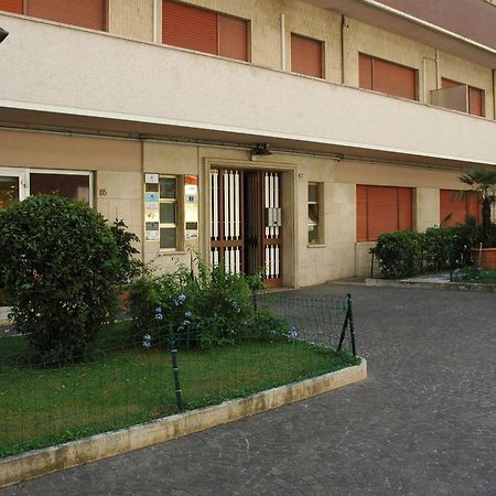 La Residenza Degli Angeli Lägenhet Rom Exteriör bild